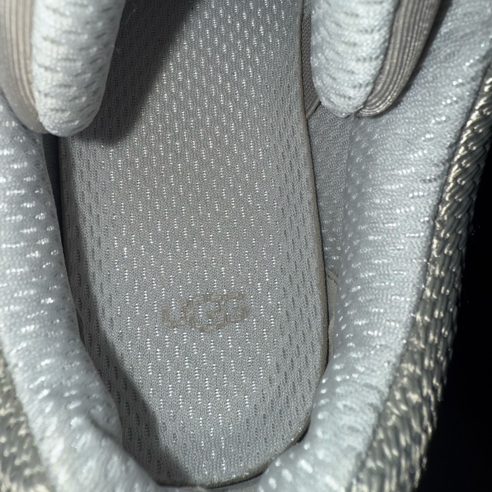 UGG Lo Lowmel- women’s Gray suede - Picture 6 of 7
